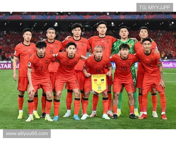 国足新帅亮相备战世预赛联赛新星集体爆发引球迷热议冲击出线前景